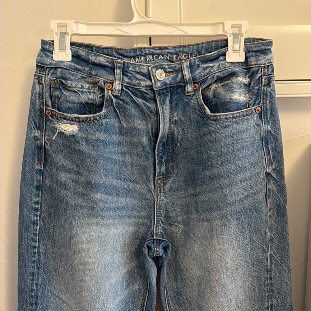 Extra Long American Eagle Outfitters Light Blue MOM Jeans